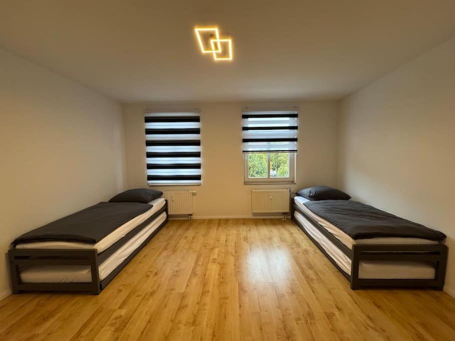 Grosse Wohnung Mit Xxl-Balkon In Schwerin Mitte Exterior foto